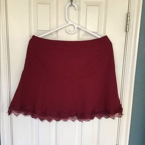 Ladies Nanamacs Burgandy Skirt Size Large
